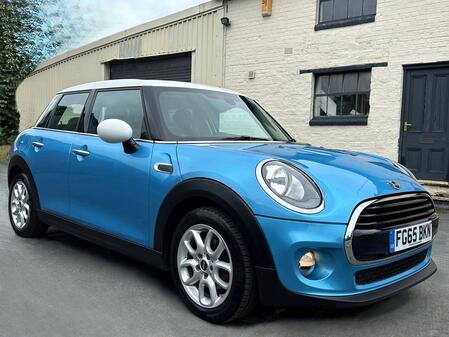 MINI HATCH 1.5 5-Door Hatch Cooper D